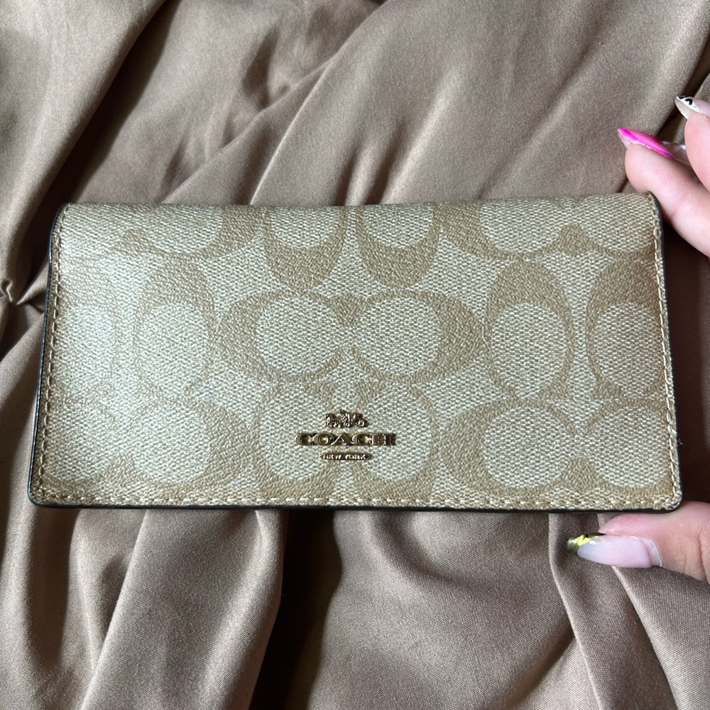 Cream Coach wallet